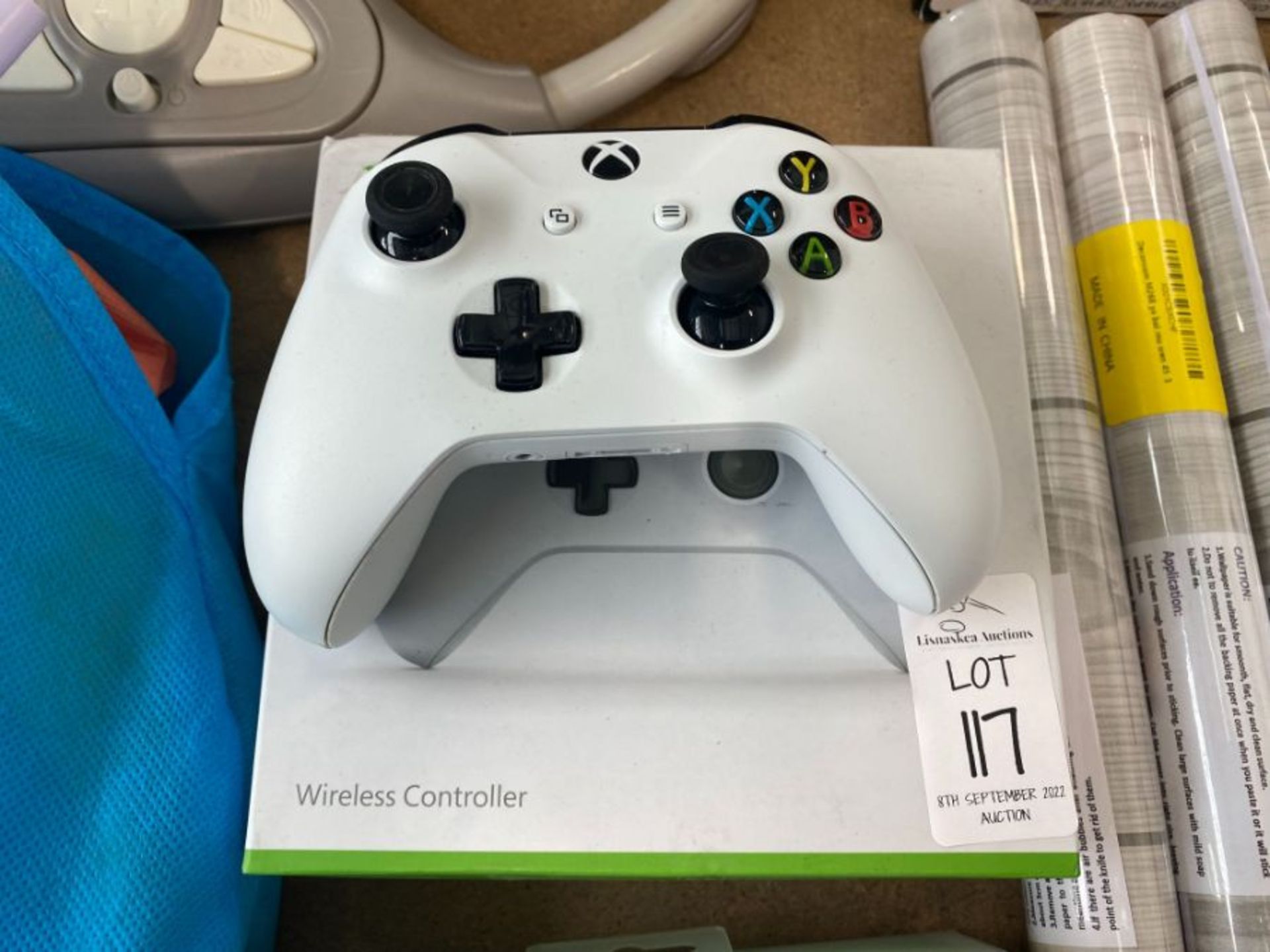 XBOX ONE WIRELESS CONTROLLER - WHITE