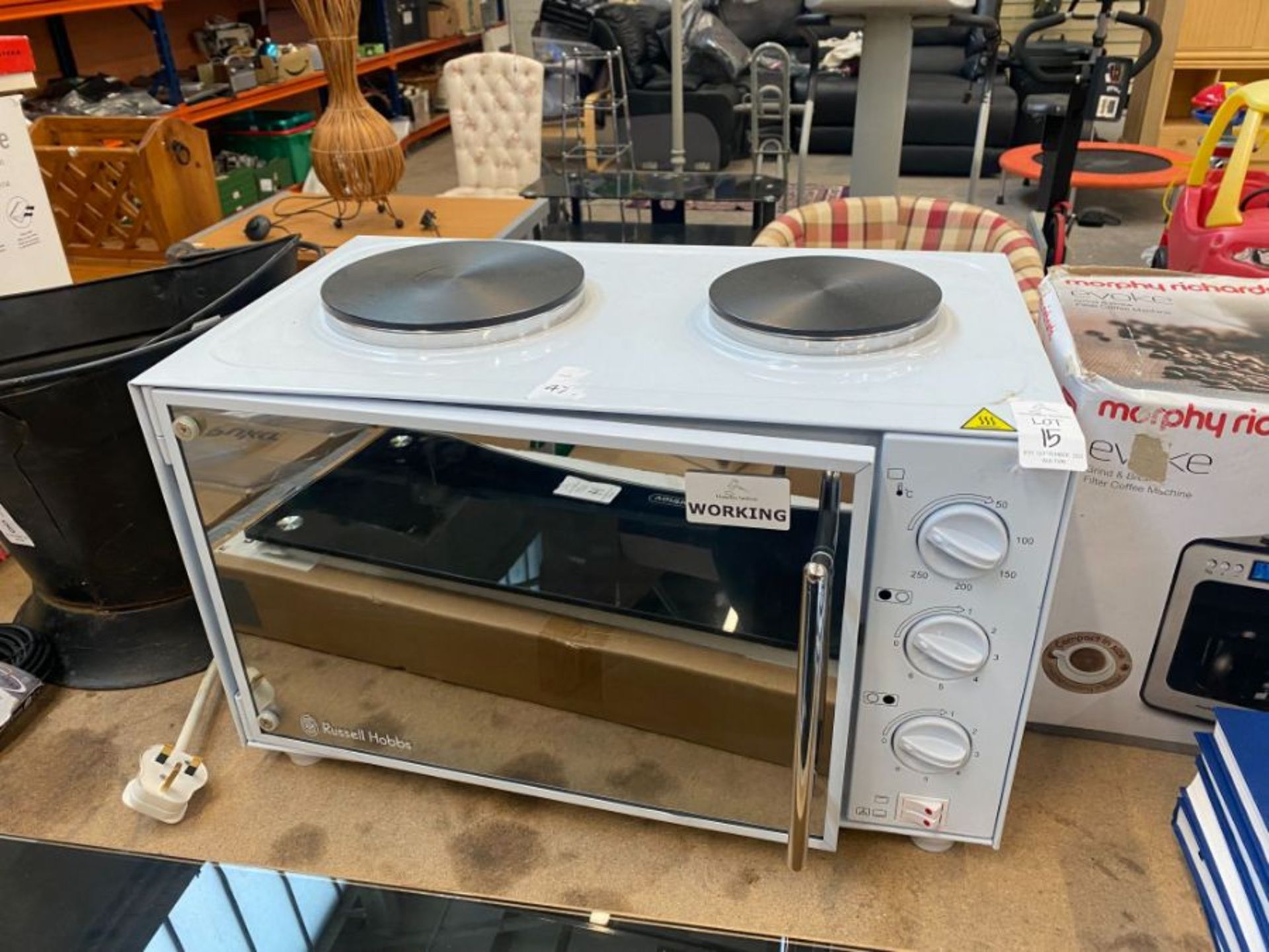 RUSSELL HOBBS CONVECTION OVEN W/ DUAL HOTPLATE RINGS (WORKING)
