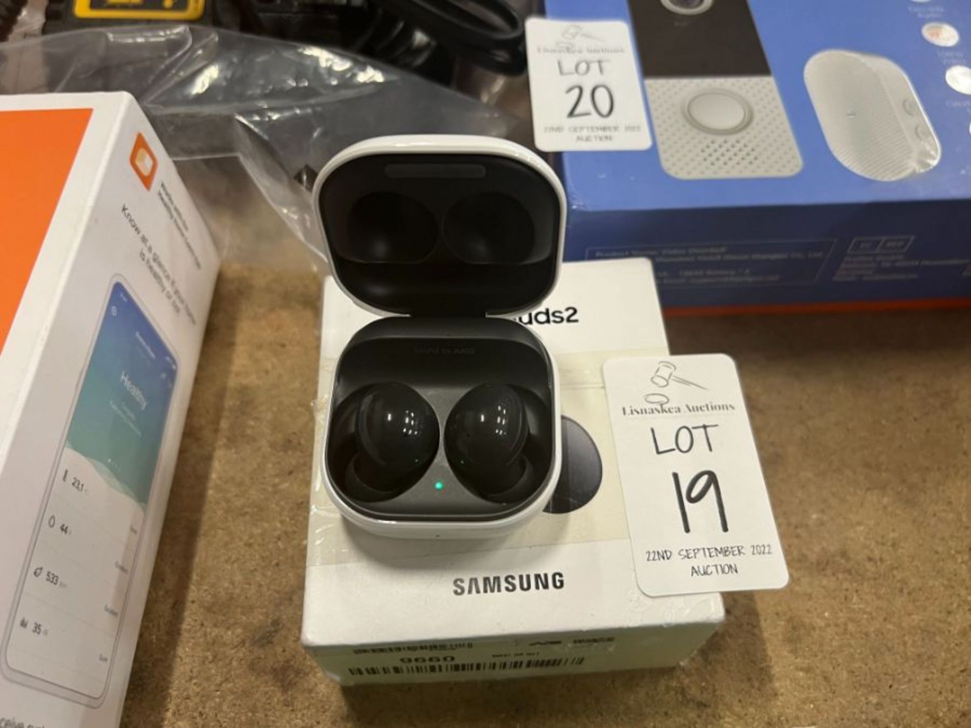 SAMSUNG GALAXY BUDS 2 - BLACK/WHITE (WORKING)