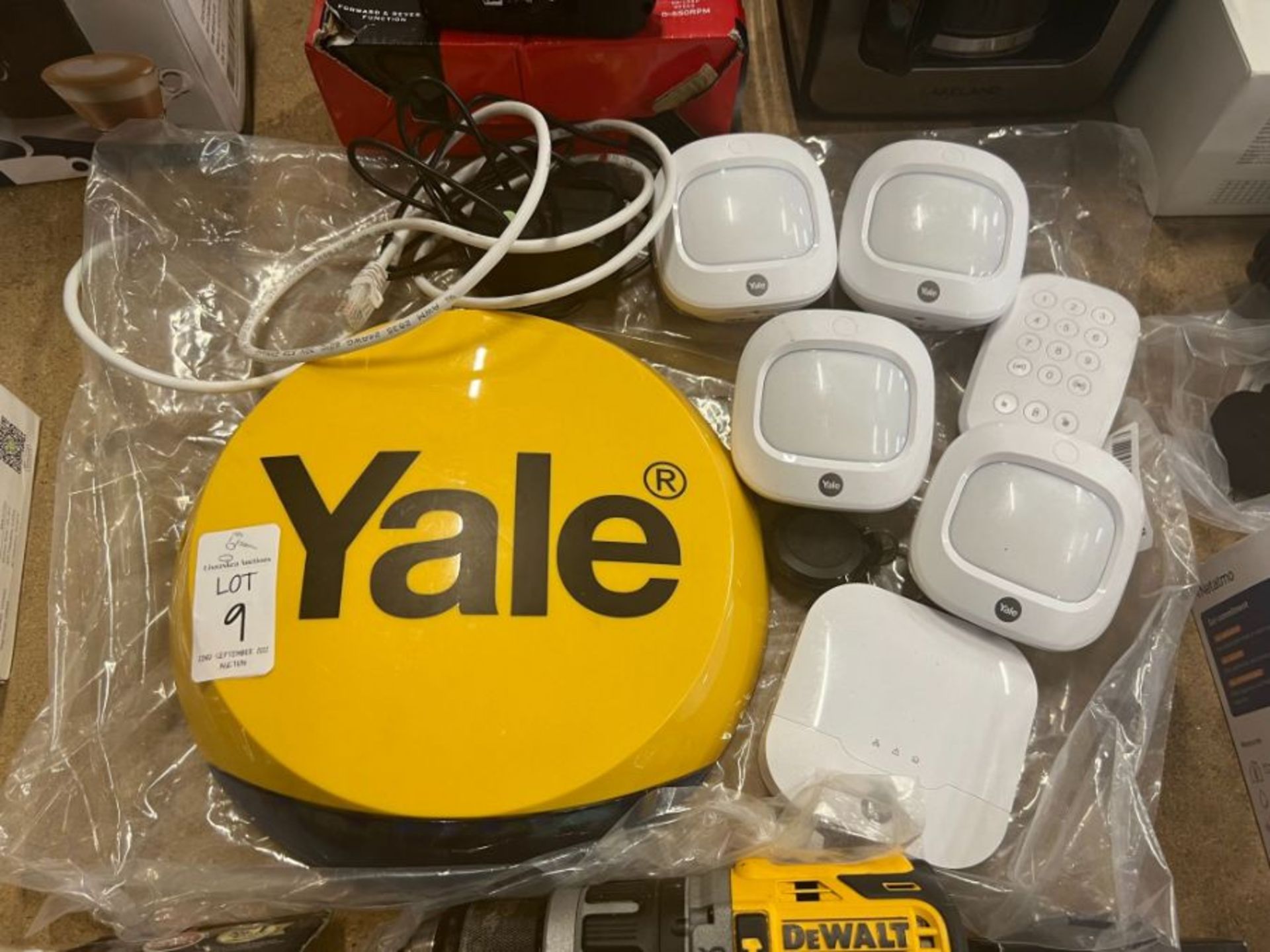 YALE SMART LIVING ALARM SYSTEM