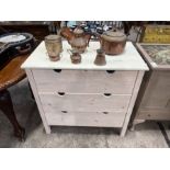 WOODEN 3-DRAWER CHEST