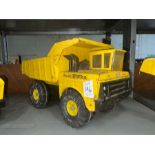 MIGHTY TONKA DUMP TRUCK TOY