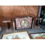 MARBLE MANTLE CLOCK W/ 2X MARBLE PILLARS