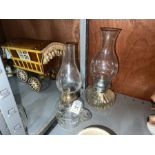 2X OIL LAMPS