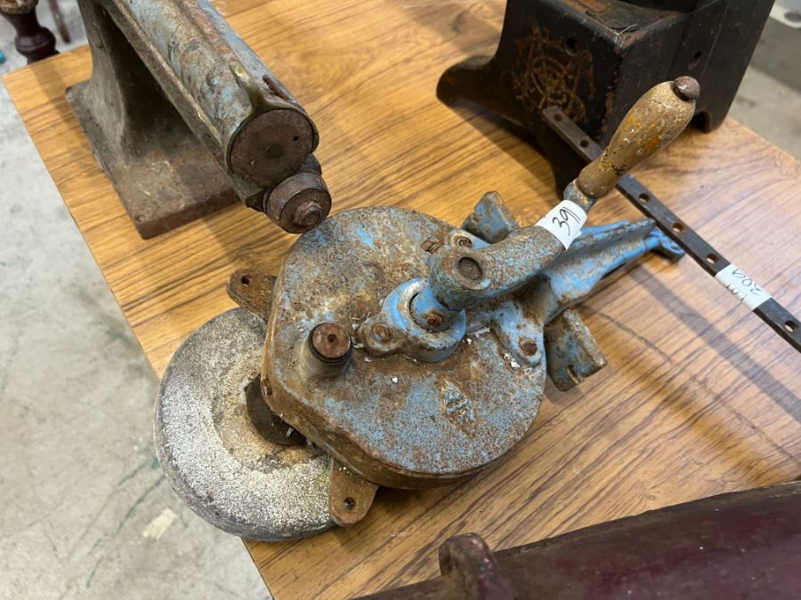 VINTAGE COBBLERS SANDING WHEEL