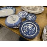 BUNDLE OF ASSORTED BLUE & WHITE DELPH