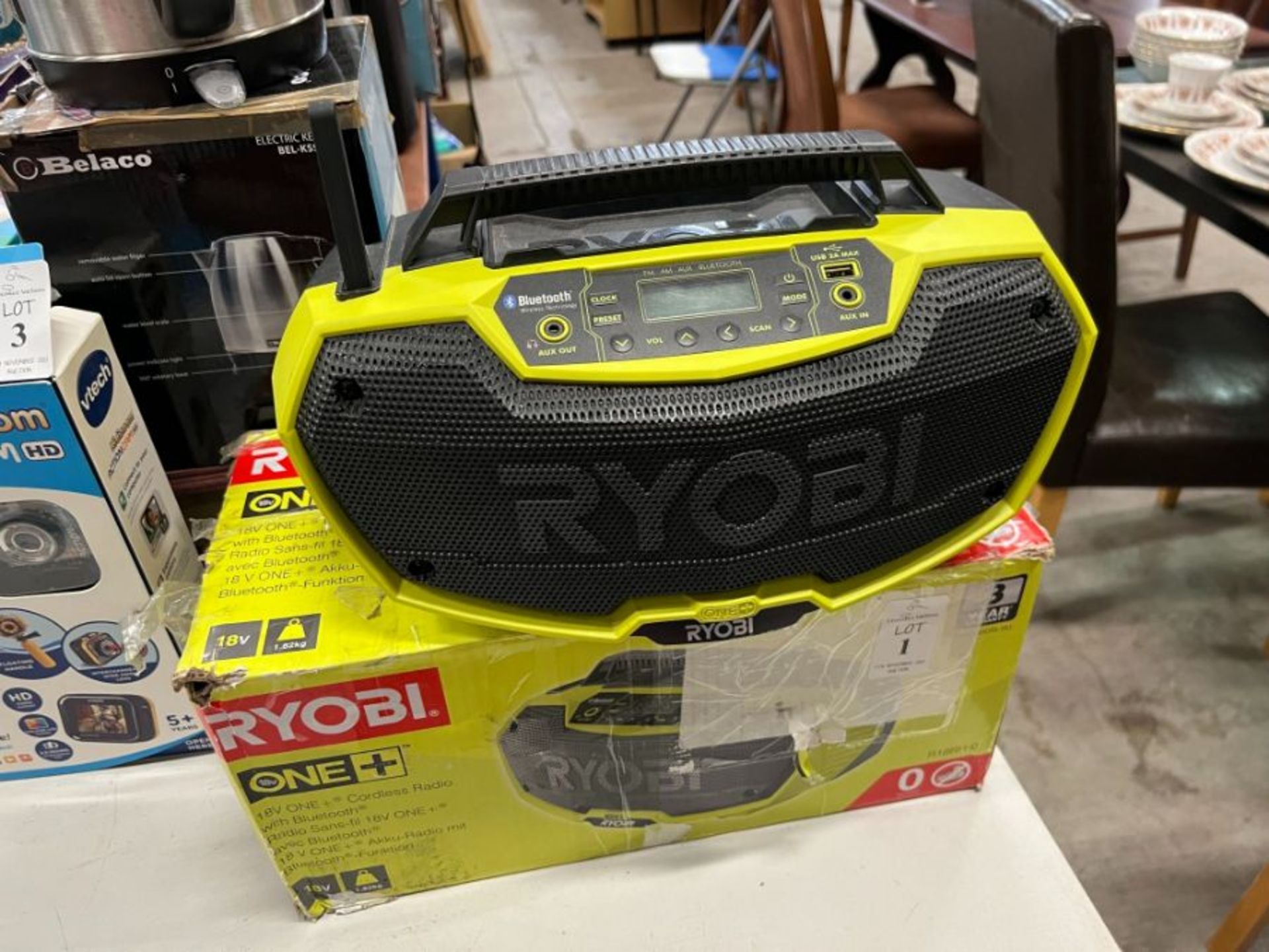 RYOBI ONE PLUS 18V CORDLESS RADIO