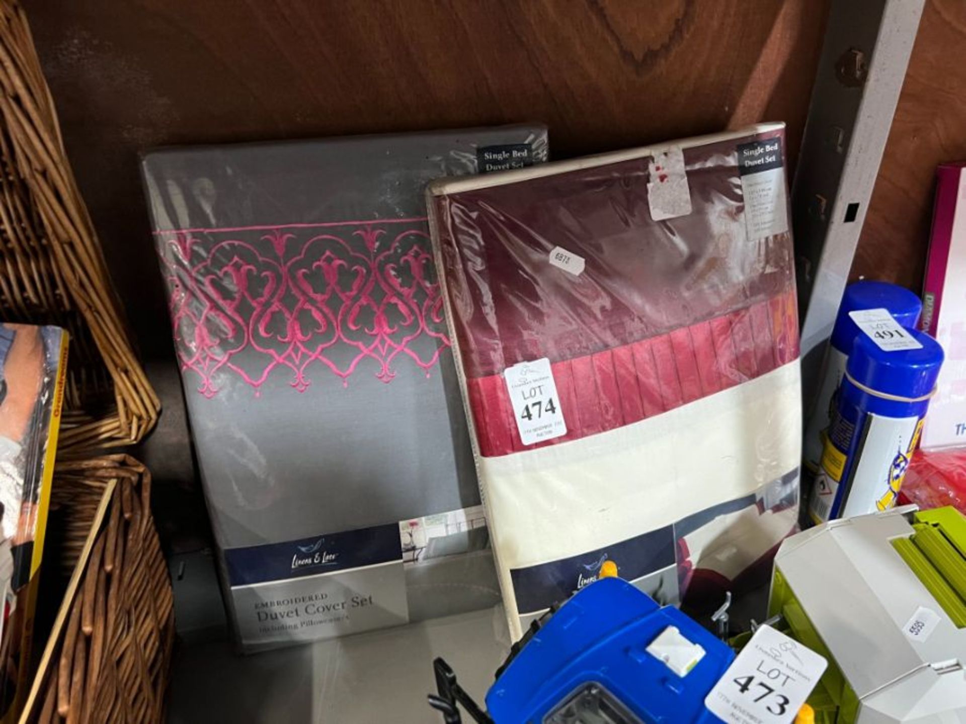 2X SINGLE DUVET SETS (NEW)