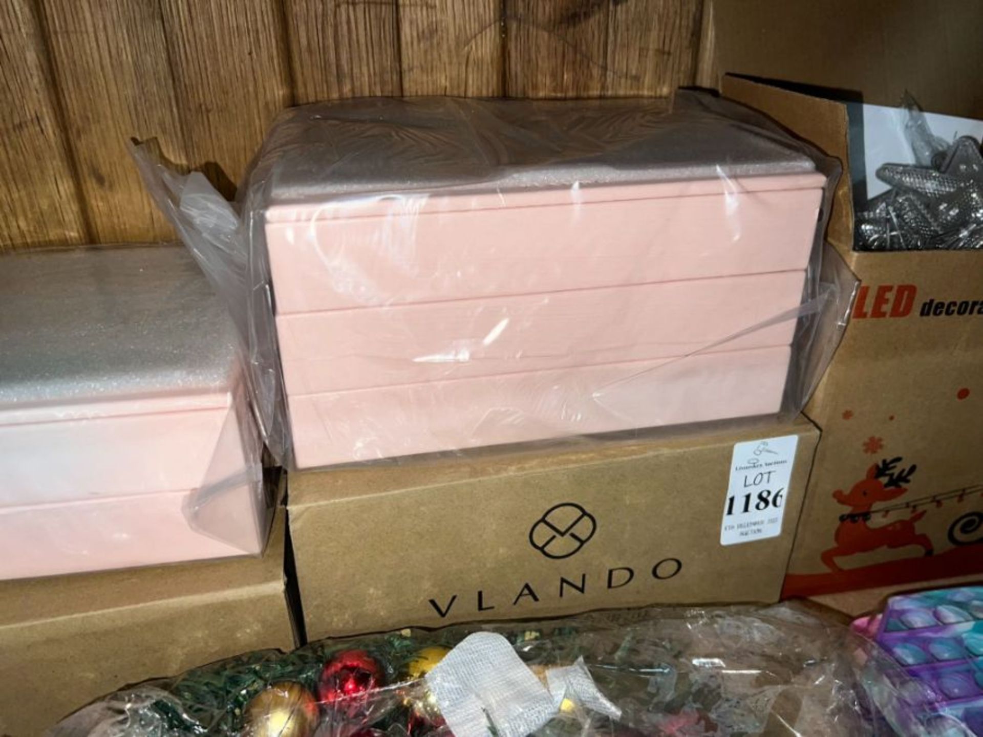 NEW VLANDO JEWELLERY BOX