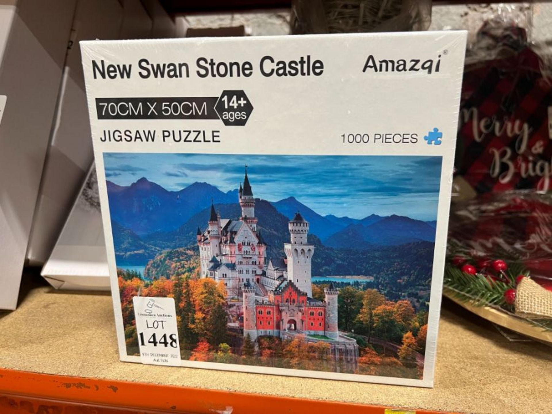 NEW SWAN STONE CASTLE 1000 PIECE PUZZLE (NEW & SEALED)