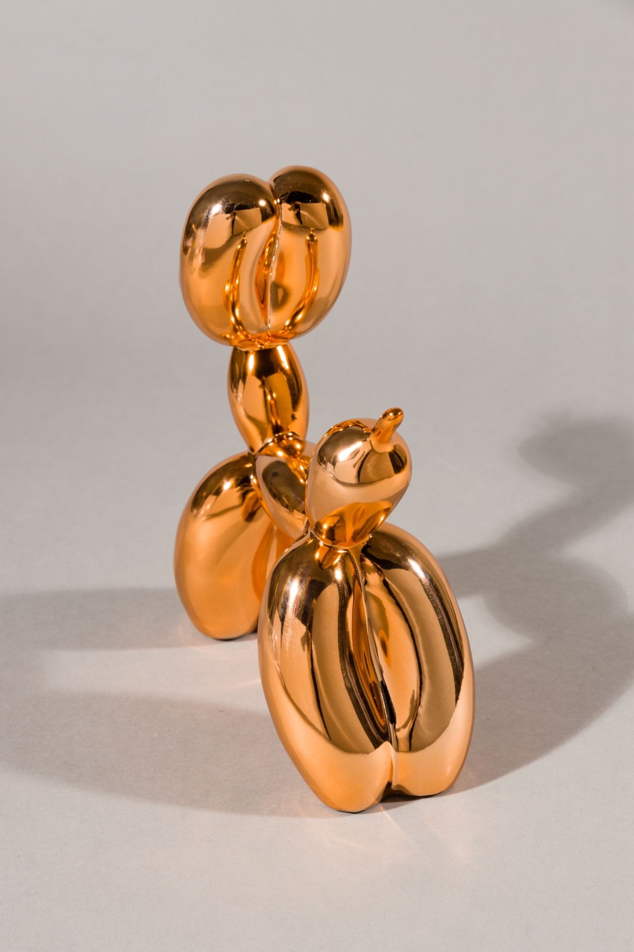 Editions Studio Balloon Dog (Orange) Cold Cast Resin Numbered: 172/999 11,8 x 11,8 x 4,7 - Image 2 of 9