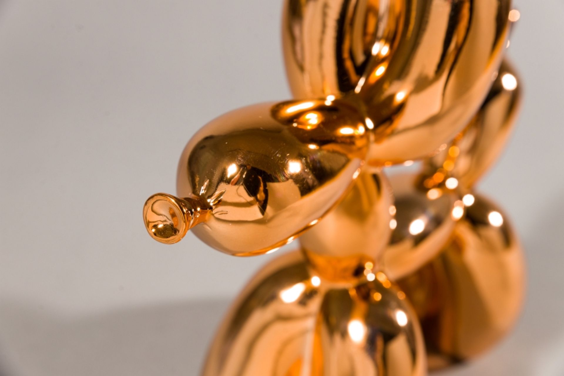 Editions Studio Balloon Dog (Orange) Cold Cast Resin Numbered: 172/999 11,8 x 11,8 x 4,7 - Image 5 of 9