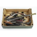 Banana box with several hunting knives, bayonets, daggers, etc. (qty) Buyer must collect