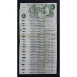 Fforde 1 Pound (22), a collection of series C Portrait notes, includes a FIRST SERIES prefix B32Y