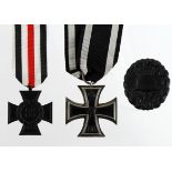German Iron Cross 2nd Class WW1, Black Wounds badge, and Honour Cross without Swords maker marked '