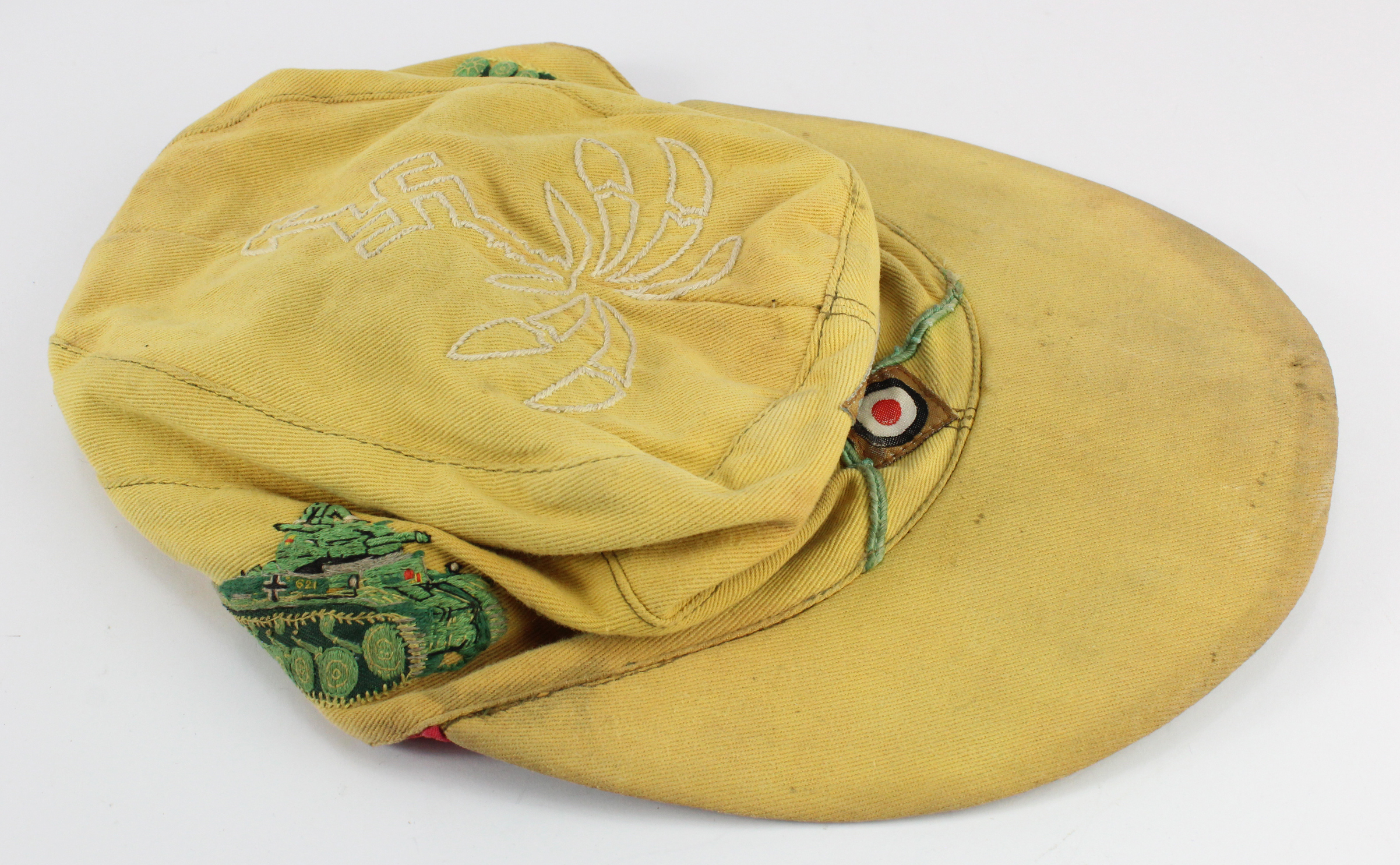 German Afrika Korps Forage Cap with embroided Palm tree and Tanks, very unusual