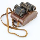 WW1 - 1918 dated British Army Binoculars with original Leather Strap, in leather case.