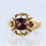 9ct yellow gold garnet solitaire, circular rose-cut, garnet diameter 7mm, claw setting (stone