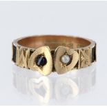 9ct yellow gold mourning ring, one onyx and one seed pearl set in to hearts, five plated hair panels