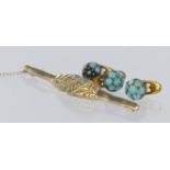 9ct Gold Turquoise set Bar Brooch (2.9g) plus three base metal Turquoise set studs