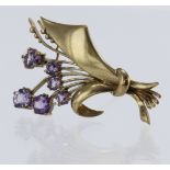 9ct yellow gold floral spray brooch set with six varying size round amethyst, length 45mm x 25mm