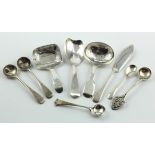 Mixed lot of silver includes three caddy spoons, one marked TD (Thos. Daniel (prob)) 1789 (marks