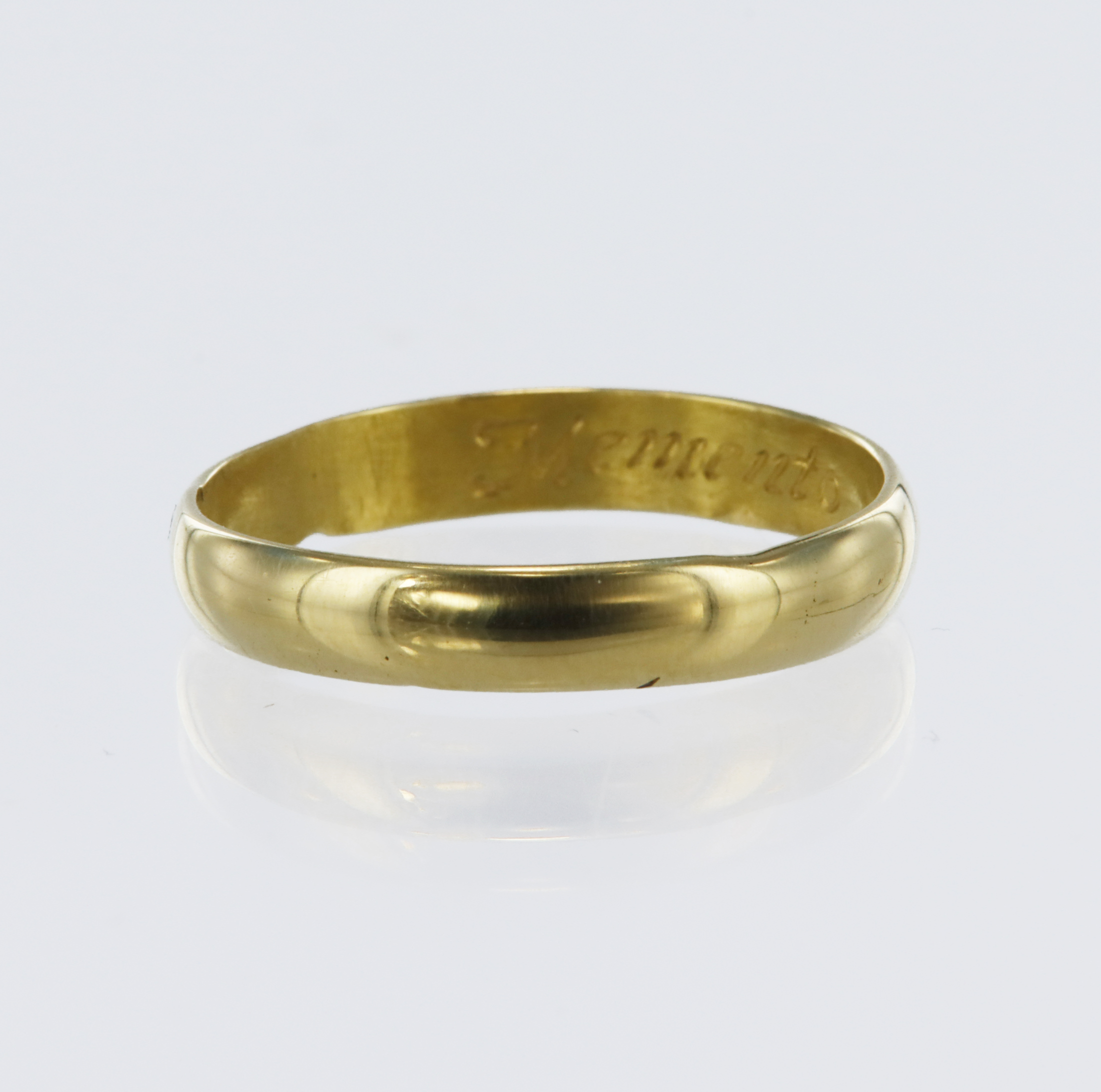 Yellow metal (tests 18ct) 17th century Memento Mori skull ring, finger size P/Q, weight 2.6g.