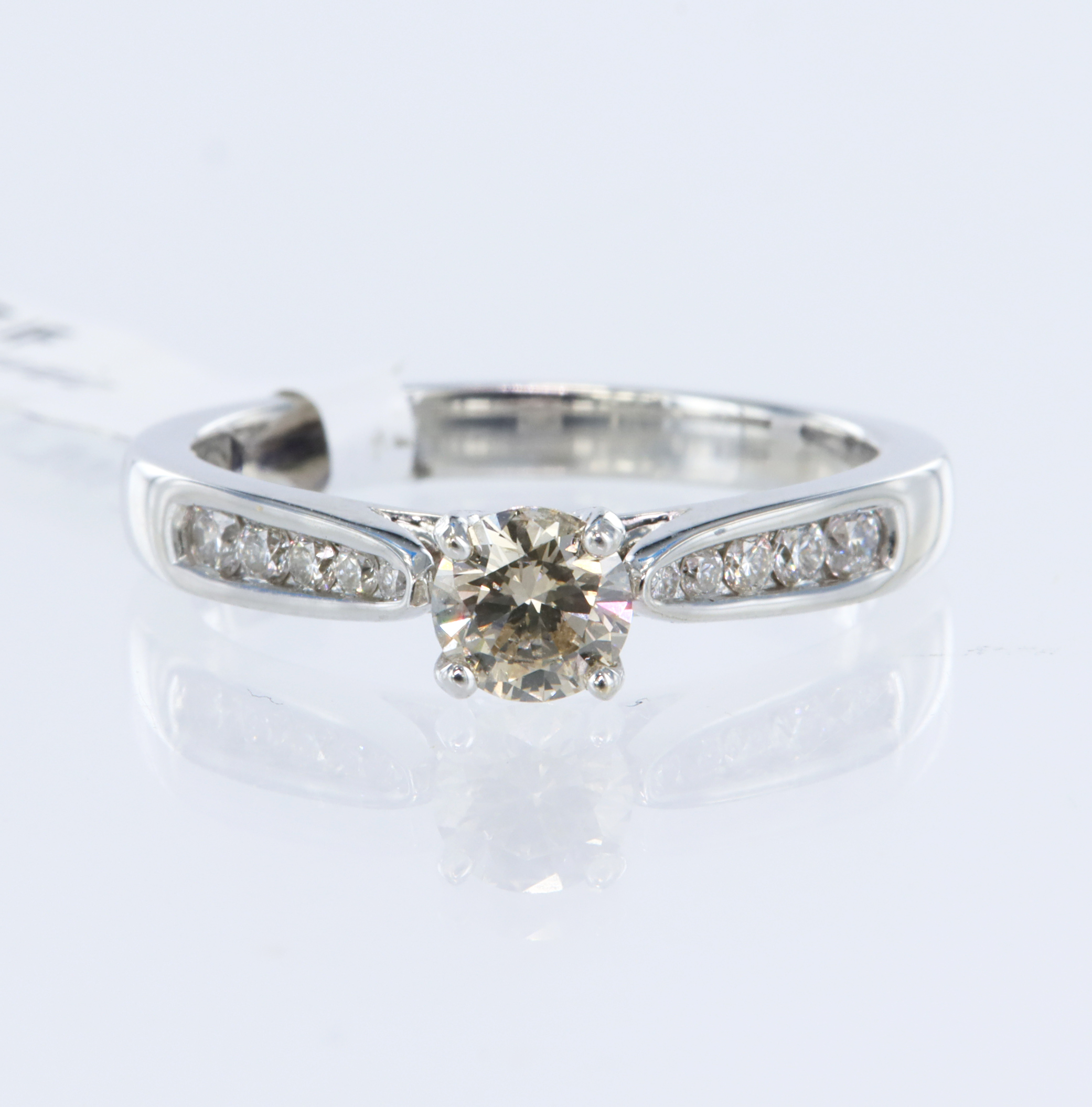 18ct white gold diamond solitaire ring, one round brilliant cut diamond approx 0.53ct, estimated