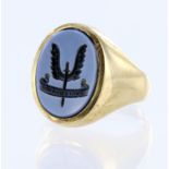 9ct yellow gold carved sardonyx signet ring, SAS logo crest engraving with 'Who dares wins' motto,