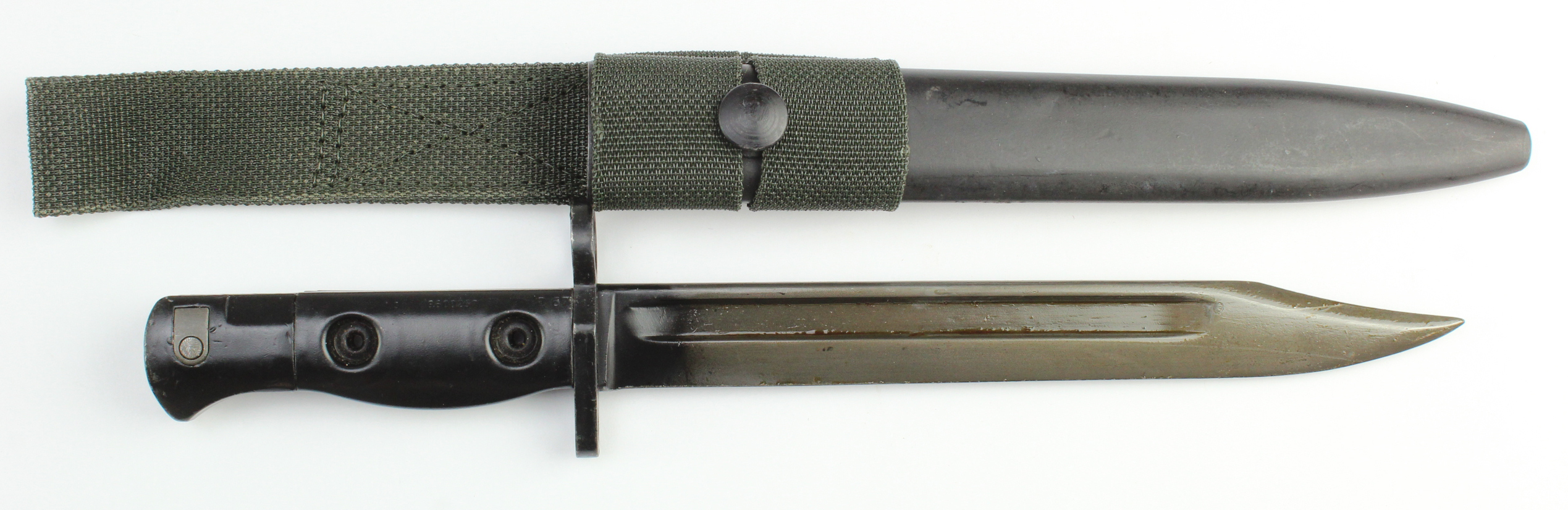 Bayonet, a U.K. L1A3 by BSA in 1967 for FN. FAL L1A1 Rifle, in its steel scabbard, with nylon