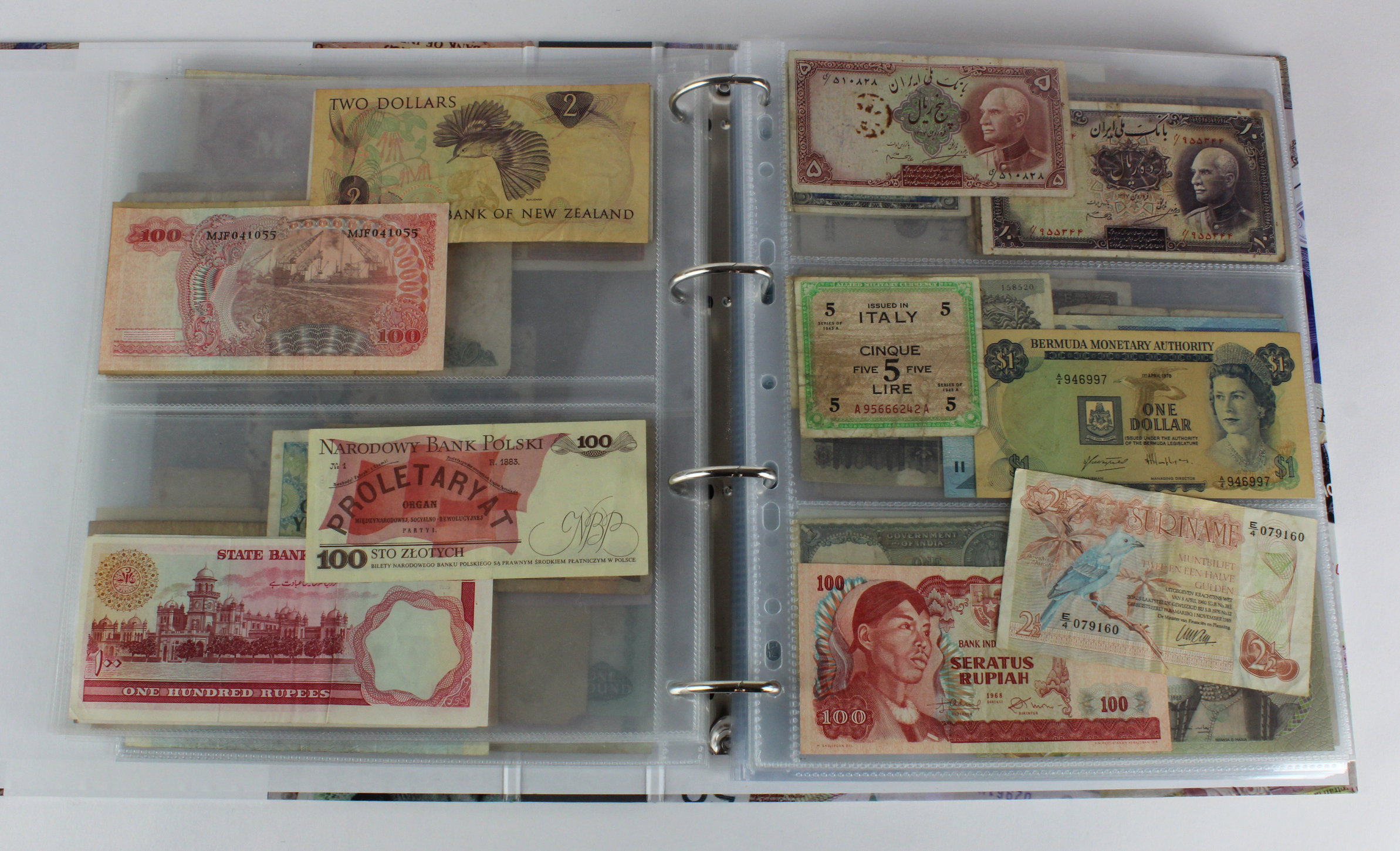 World (250), an album of mixed world notes to include Malta 10 Shillings 1968, Afghanistan 2 - Image 11 of 62