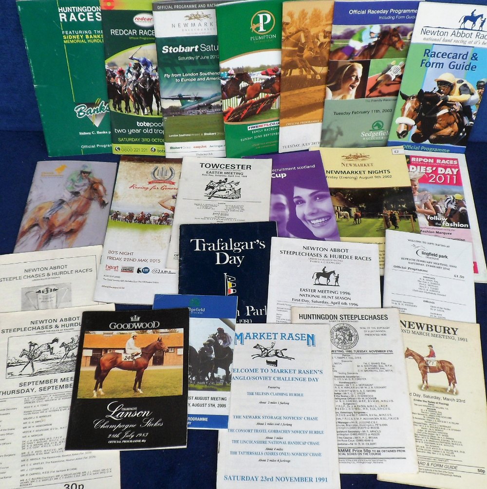 Horseracing, selection of approx. 500 racecards from the 1980s onwards, flat and National Hunt,