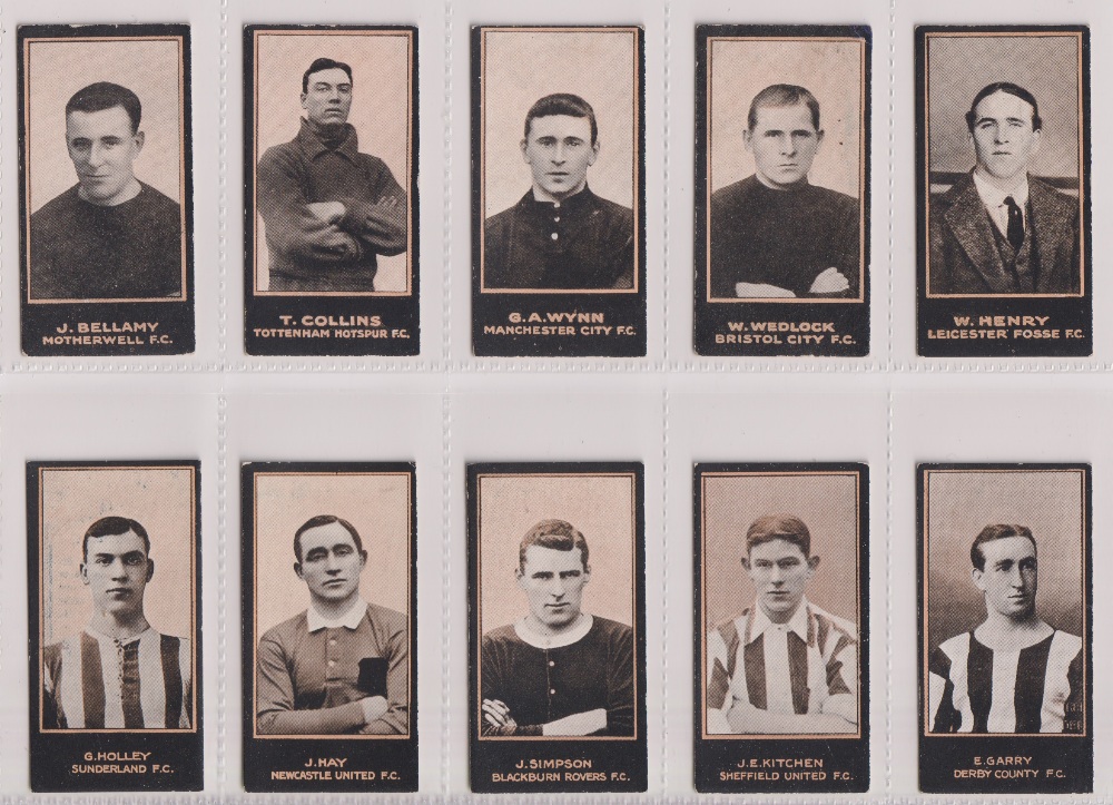 Cigarette cards, Smith's, Footballers (Titled , mixed dark & light blue backs) inc. Meredith, - Image 23 of 30