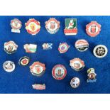 Football badges, Manchester Utd, a collection of 19 Manchester Utd Worldwide Fan Club enamel badges,