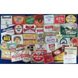 Beer labels, USA, a comprehensive selection of 250+ labels, various shapes, sizes and 'with