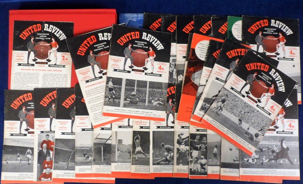 Football programmes, Manchester United FC, 1961/62, 29 home programmes including Chelsea, Tottenham,