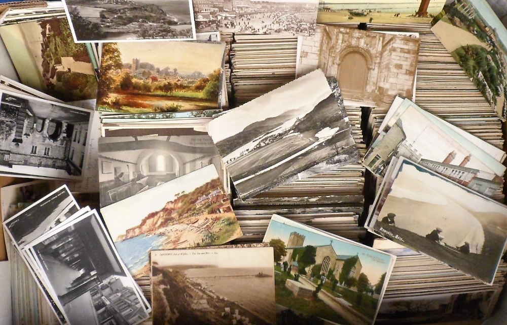 Postcards, a large mixed collection of approx. 2000 cards, mostly UK topographical with a few