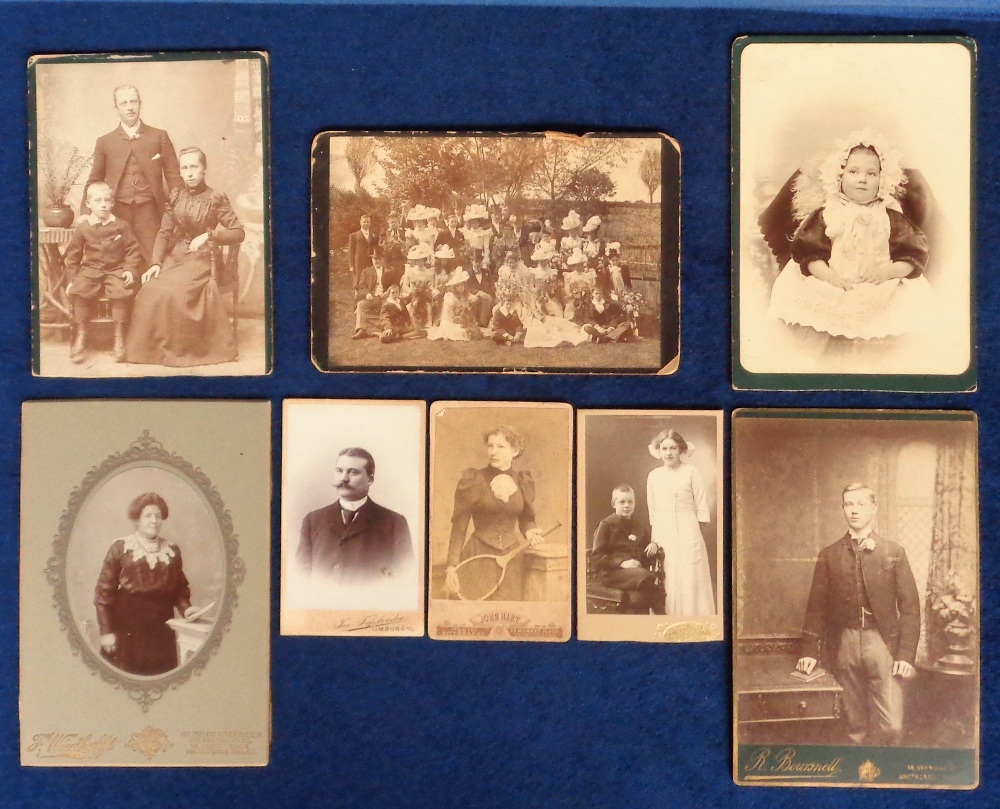 Photographs, Cabinet Cards and Cartes de Visite approx 110 cards showing children, family groups, - Image 2 of 2