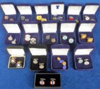 Football, Chelsea FC, 16 pairs of boxed cufflinks to include vintage enamel, yellow card/red card,