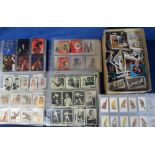 Cigarette cards, accumulation of approx. 10,000 loose cards, with duplication throughout, sets, part