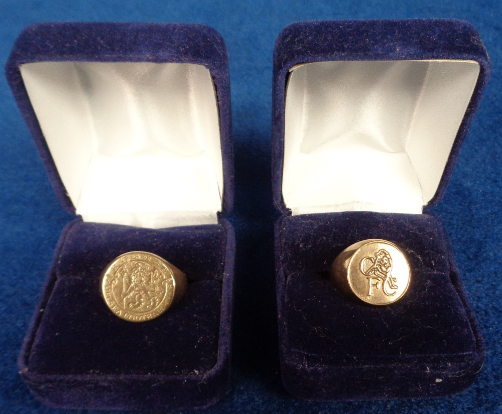 Football, Chelsea FC, 2 boxed 9ct gold rings hallmarked 375 (approx. size Q and T), total weight