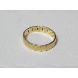 A 9ct gold band ring, size P , weight 3.6g (unmarked).
