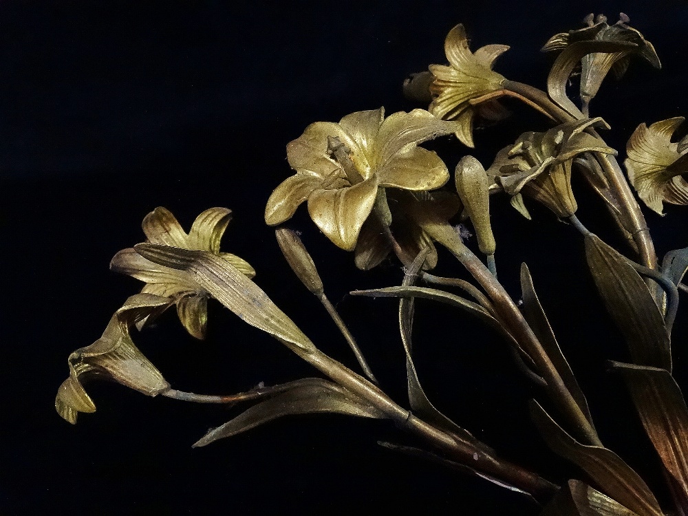 A French gilt bronze three branch wall light in the form of a bunch of lilies tied with a ribbon - Image 2 of 3