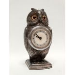 Art Deco novelty clock - A plated spelter? novelty clock modelled as an owl, 5.3cm dial, height 16.