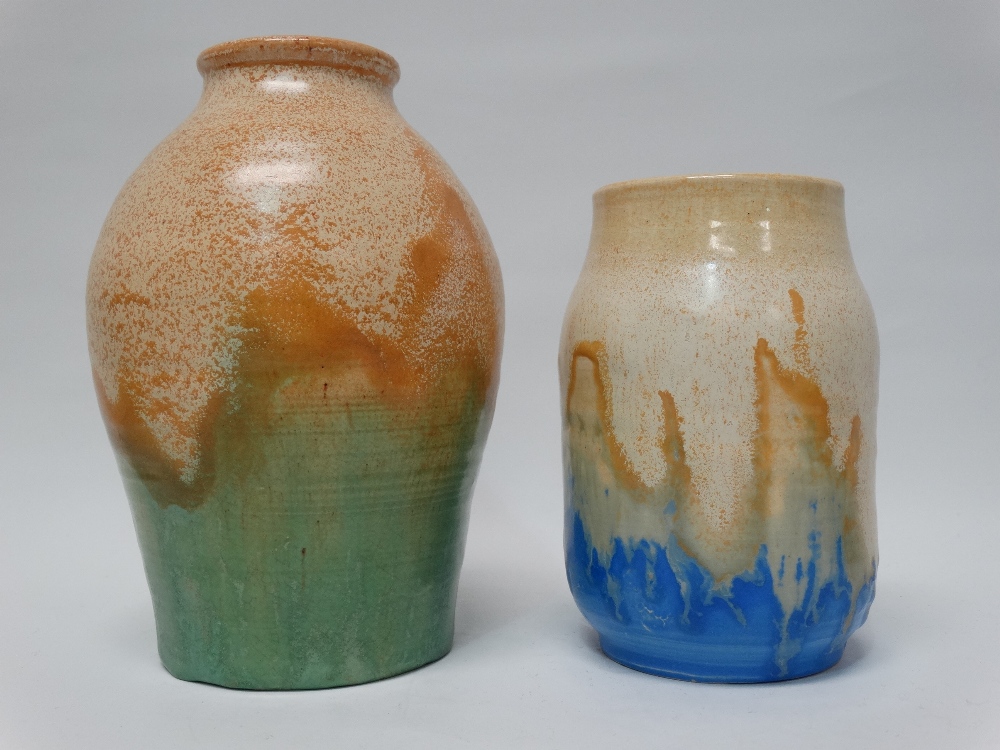 Trivetta - Two handmade vases, one numbered 154 to base, largest height 15.8cm. - Image 2 of 5