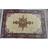 A Kashan carpet, circa 1900, 310 x 210cm.