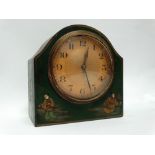 French green japanned mantle clock - Decorated with lacquered figures and having an integral key,