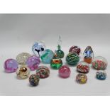 Glass paperweights - A collection of eighteen paperweights, to include Mdina, Wedgwood, Caithness '