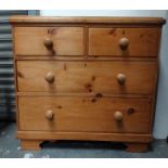 Victorian pine chest of drawers - Two short over two graduated long drawers, shaped bracket feet,