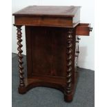 19th century Davenport - A rosewood Victorian Davenport with four graduated drawers, barley twist
